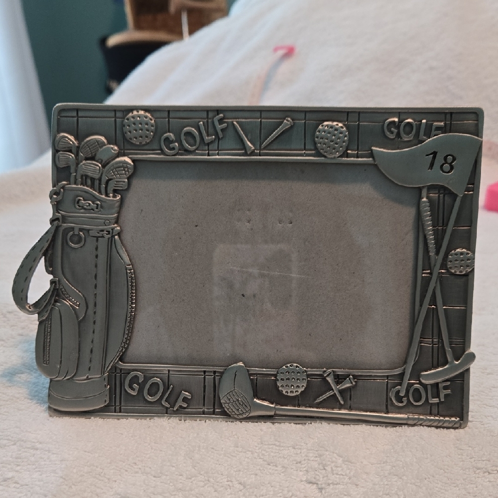 Golf Enthusiast Pewter 6x4 Picture Frame